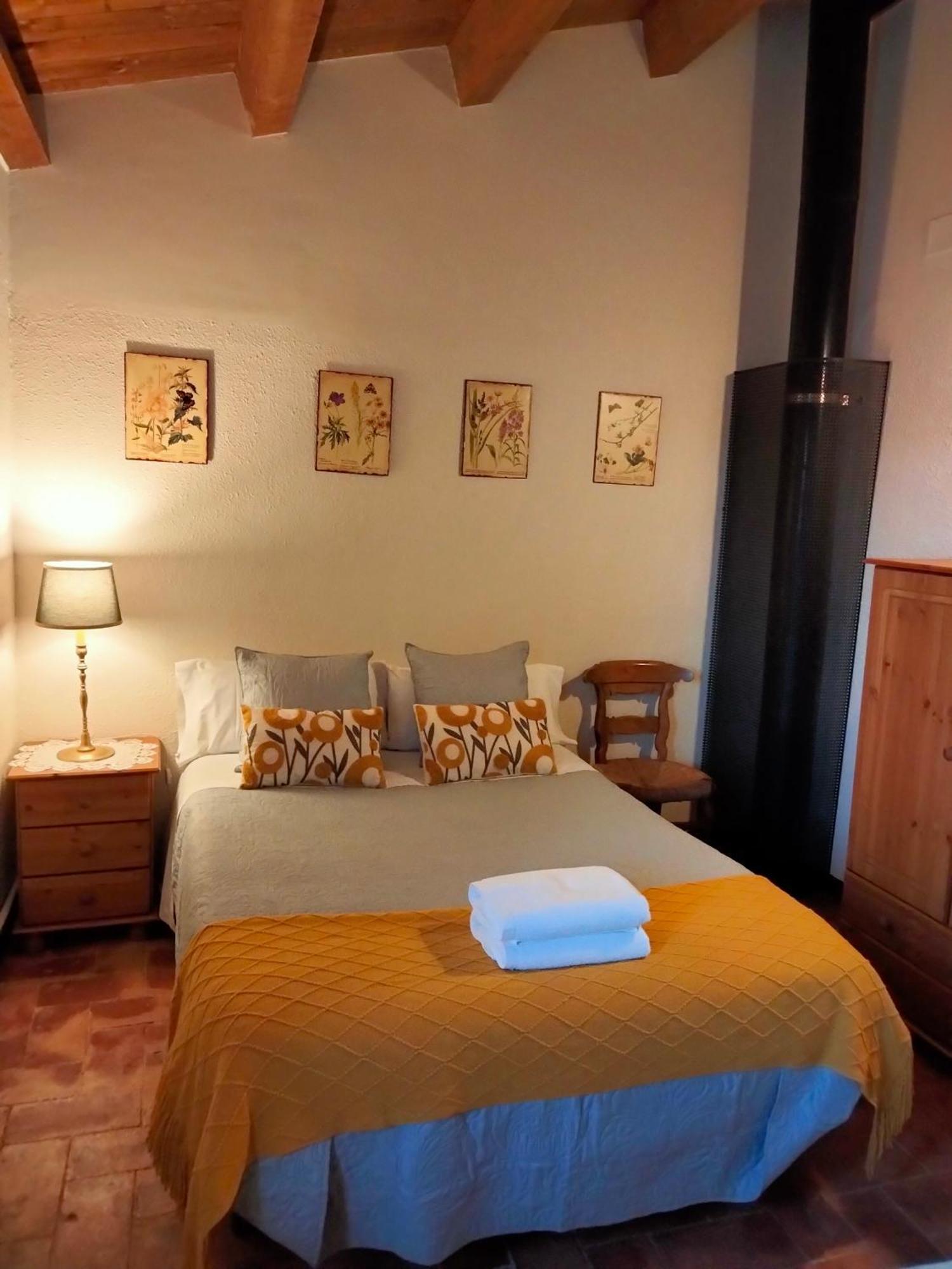 El Forn Rural Villa Montmajor Bagian luar foto